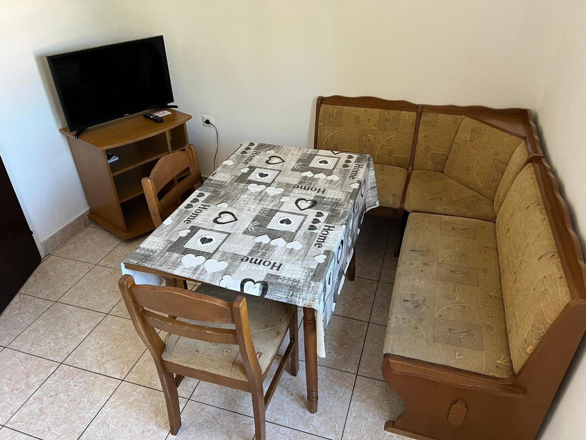 Apartment Jita Primosten